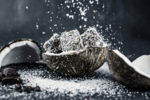 همه چیز درباره نارگیل خشک از تهیه تا خواص و موارد مصرف