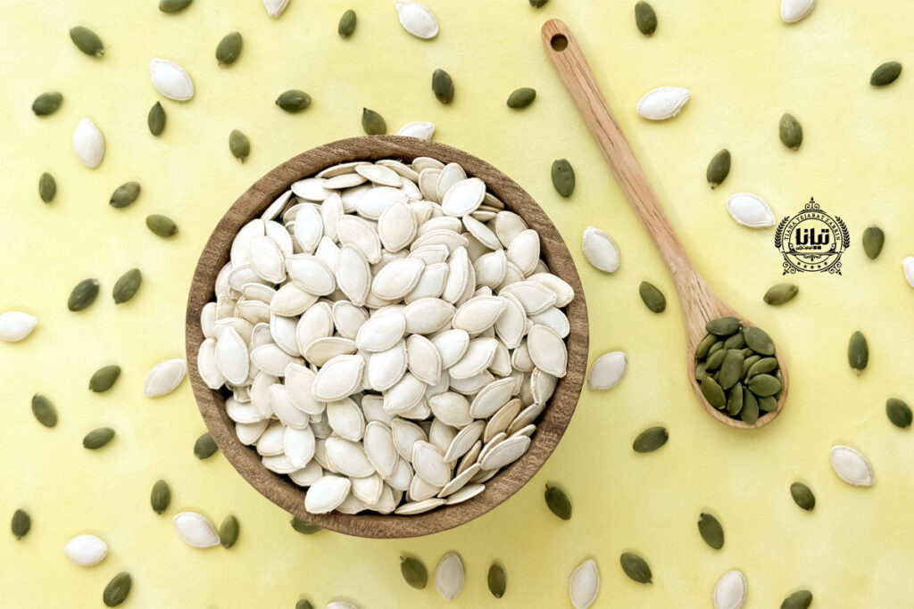 یک مشت تخمه کدو، هزاران فایده برای بدن